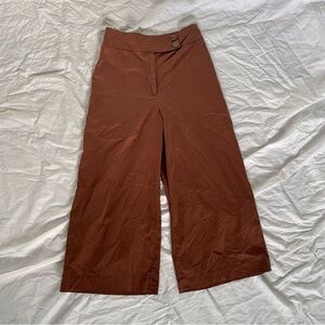 Vintage Y2K Brown wide leg culottes with side button closure. Size: 2